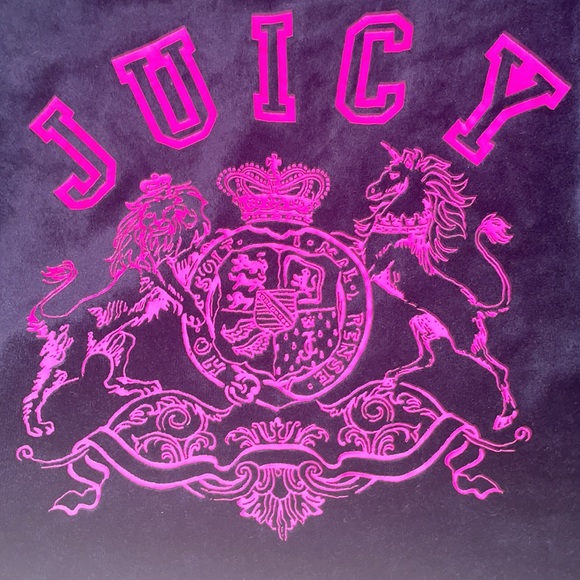 **SOLD** “Vintage” y2k Juicy Couture track jacket - Picture 2 of 5